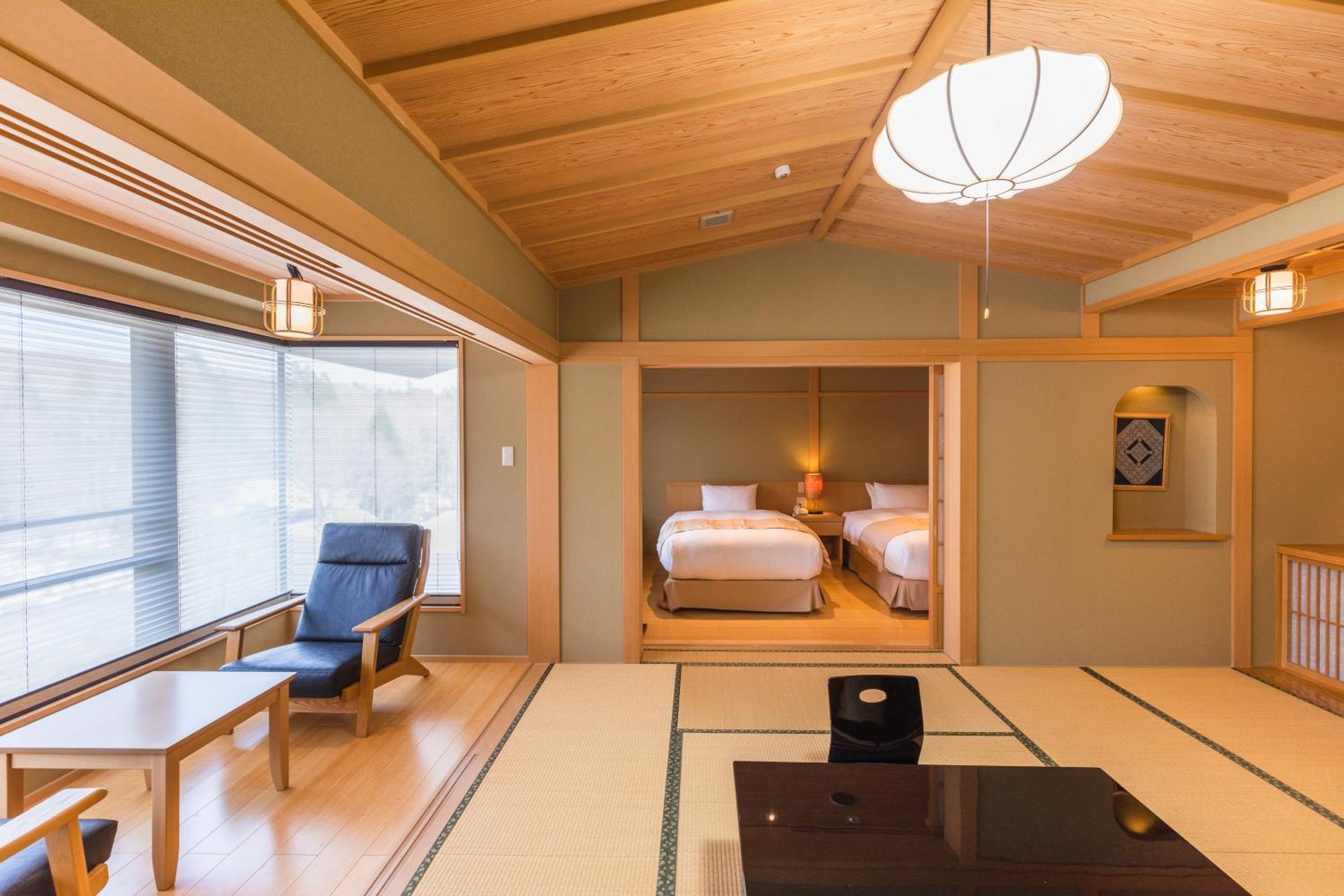 Tsuta Onsen Ryokan تووادا الغرفة الصورة