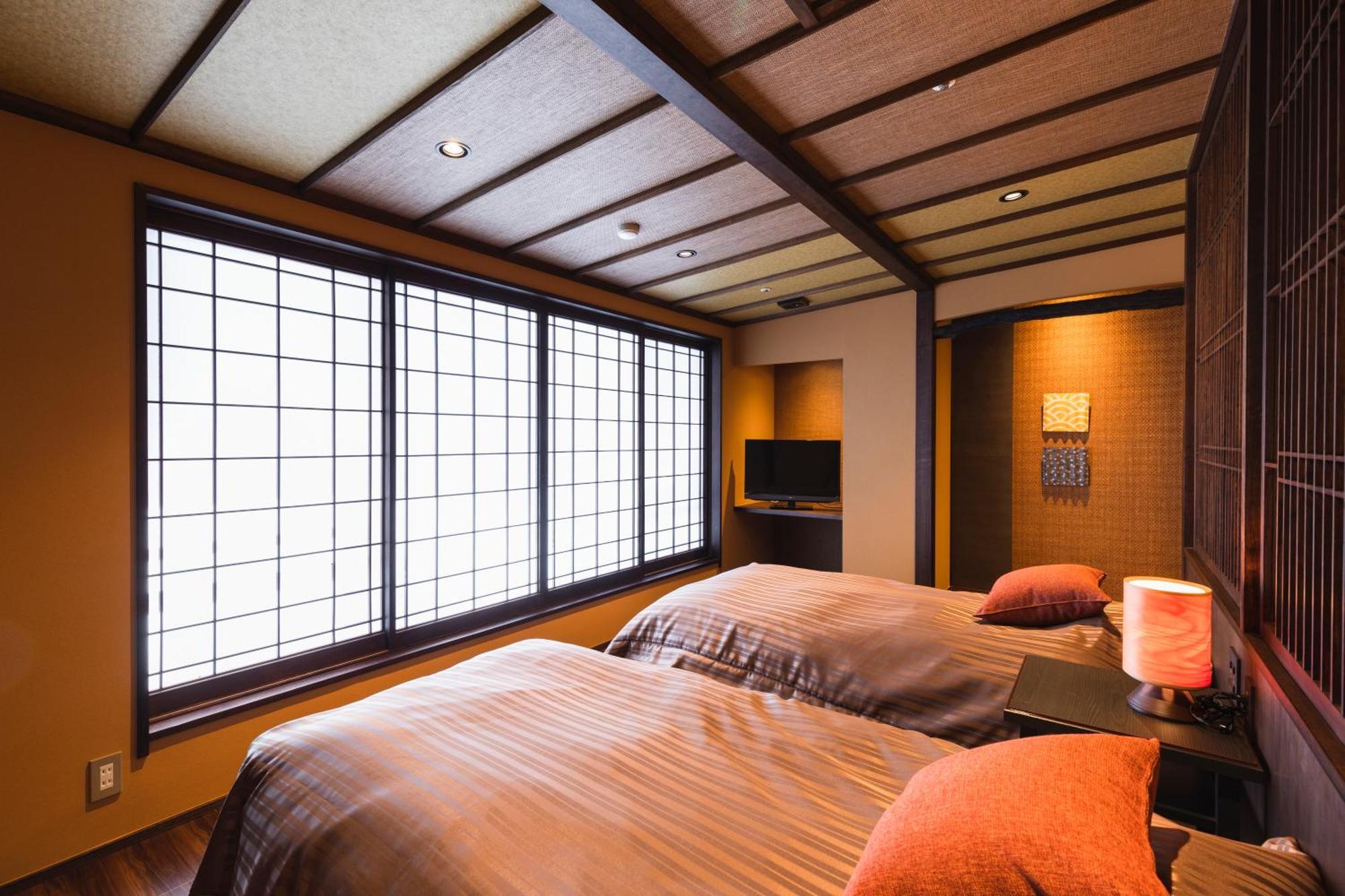 Tsuta Onsen Ryokan تووادا الغرفة الصورة